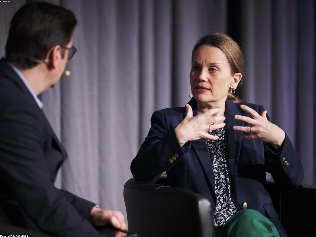 សារៈសំខាន់នៃអត្ថបទពត៌មានក្នុងការបង្កើតការយល់ដឹង